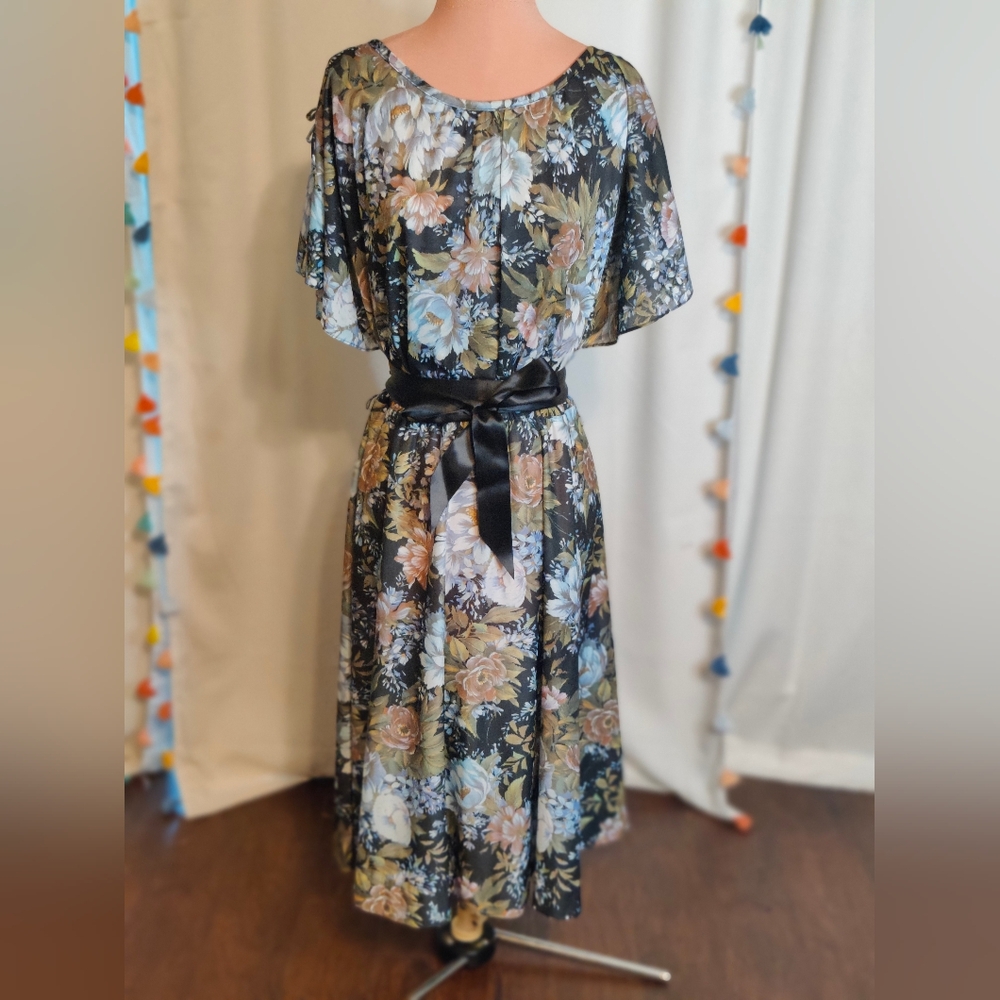 Vintage romantic roses Cape Top 70s Moody midi dress Winter Perfect Modest   S/M - Picture 8 of 10